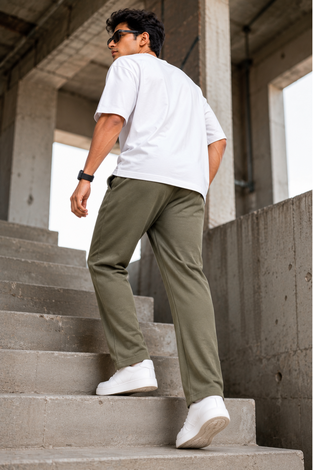 Mens Olive Jogger Regular Fit
